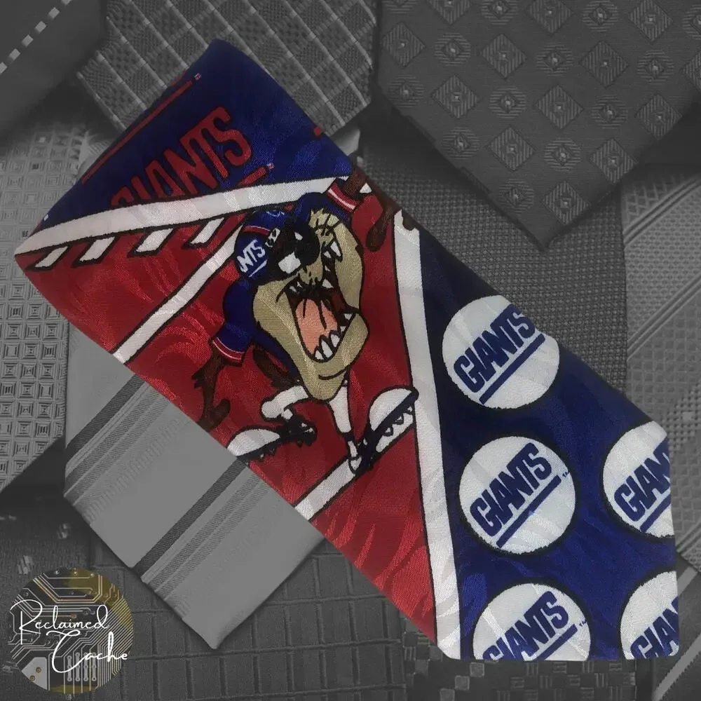 Looney Tunes New York Giants Tie
